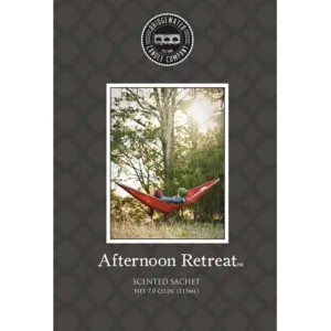 Afternoon Retreat Scented Sachet mit Person in roter Hängematte
