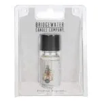 Verpacktes Festive Frasier Home Fragrance Oil mit schwarzem Verschluss