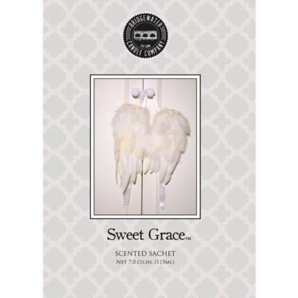 Verpackung des Sweet Grace Scented Sachets mit weißem Flügelmotiv