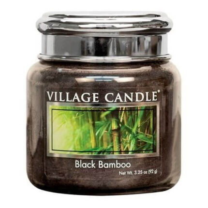 Verschlossenes Black-Bamboo-Glas von Village Candle vor weißem Hintergrund