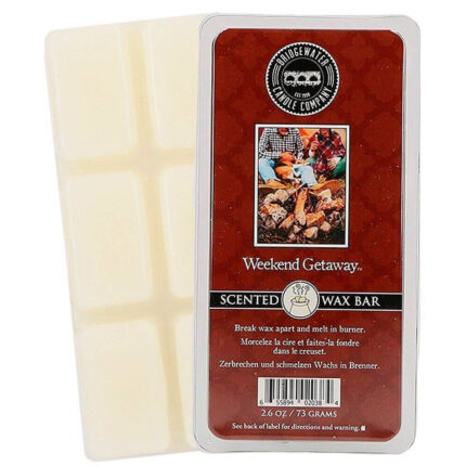 Helle Wax Bar neben etikettierter Weekend Getaway Verpackung