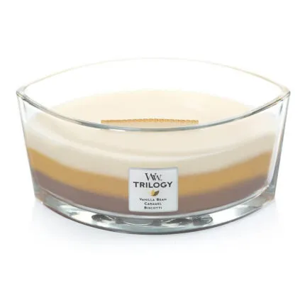Geöffnete WoodWick Trilogy Kerze im Glas mit sichtbarem Docht