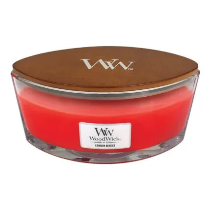 Geöffnete rote WoodWick Crimson Berries Kerze im Glas