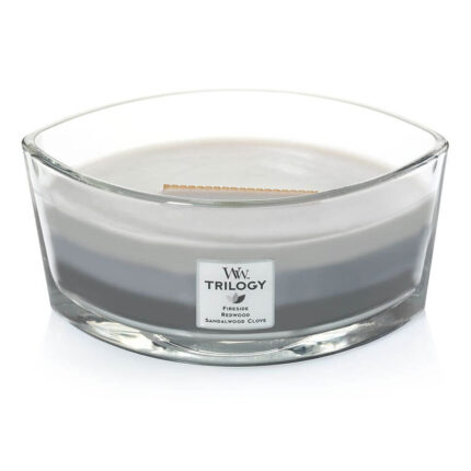 Offene WoodWick Trilogy Kerze im Glas mit sichtbarem Docht