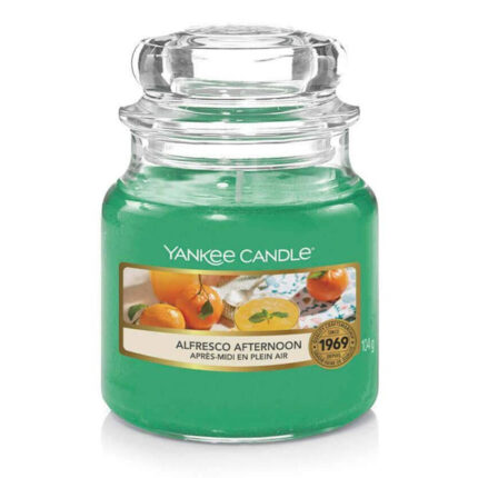 Grüne Alfresco Afternoon Duftkerze von Yankee Candle im Glas