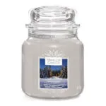 Candlelit Cabin Kerze im Glas mit transparentem Deckel und 411-g-Angabe