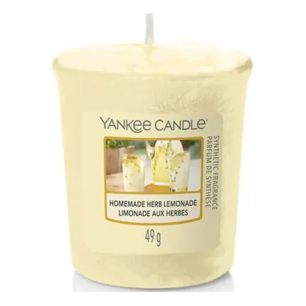 Nahaufnahme der Yankee Candle Duftkerze Homemade Herb Lemonade
