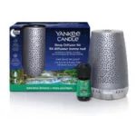 Silberner Sleep Diffuser, Duftfläschchen und Yankee-Candle-Verpackung