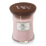 Rosa WoodWick Rosewood Kerze im Glas mit geschlossenem braunem Deckel