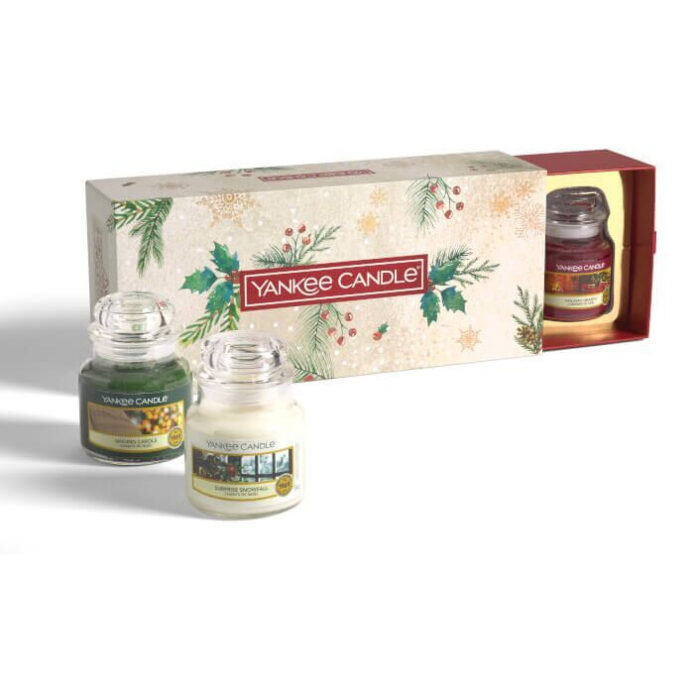 Geöffnete Yankee Candle Geschenkverpackung mit drei Kerzengläsern