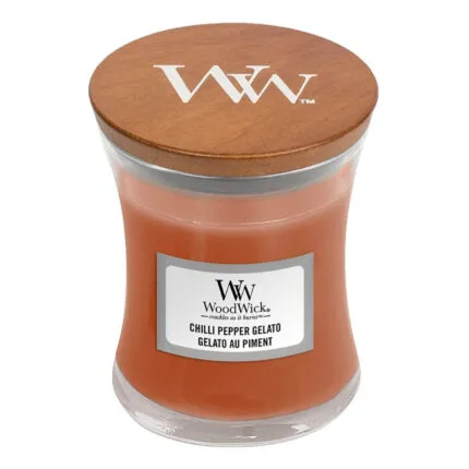 WoodWick Chilli Pepper Gelato Kerze mit sichtbarem Etikett und Holzdeckel