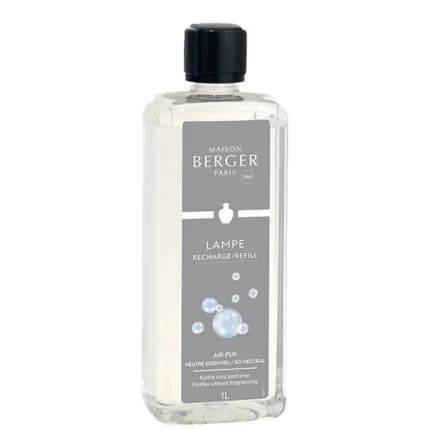 Nahaufnahme der Maison Berger Air Pur Nachfüllflasche mit sichtbarem Etikett