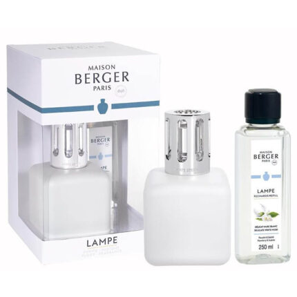 Weiße Lampe Berger mit silberner Kappe und Nachfüllflasche
