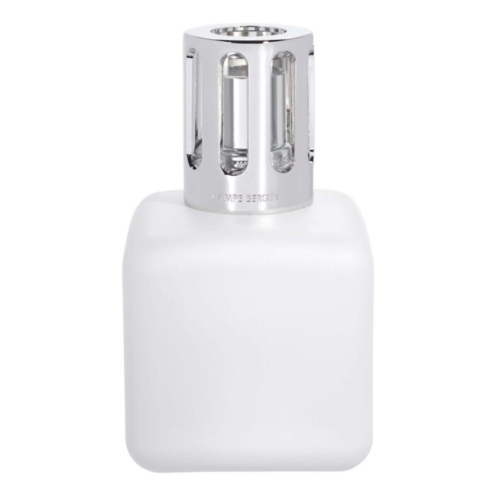 Weiße Lampe Berger mit silberner Kappe in Nahaufnahme