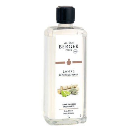 Nahaufnahme der Maison Berger Nachfüllflasche Terre Sauvage mit schwarzem Verschluss
