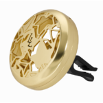 Goldfarbener Autodiffusor mit durchbrochenem Muster und LL-Logo