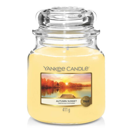 Yankee Candle Autumn Sunset Kerze im Glas mit Landschaftsbild auf dem Etikett
