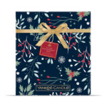 Geschlossener Adventskalender mit goldener Schleife und Aufschrift Yankee Candle