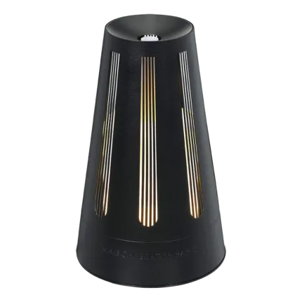 Schwarzer Aroma-Diffuser mit beleuchteten länglichen Öffnungen