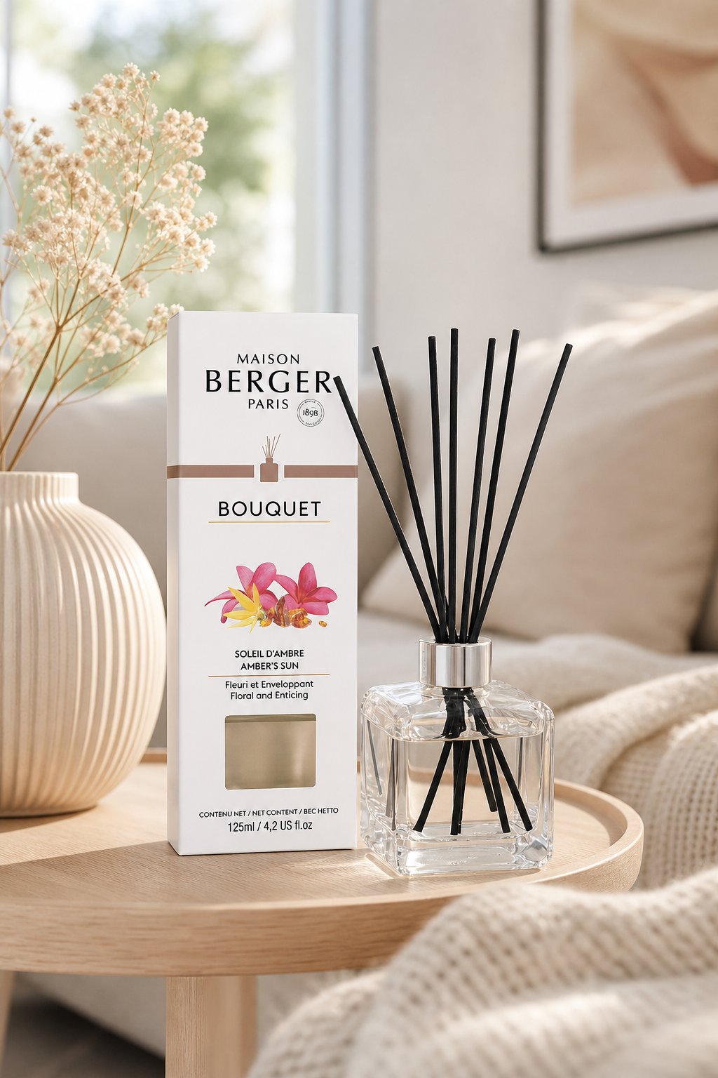 Maison-Berger-Diffuser mit Verpackung auf einem Wohnzimmertisch