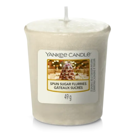 Weiße Yankee Candle Votivkerze Spun Sugar Flurries mit sichtbarem Docht