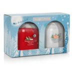 Seitliche Ansicht der Geschenkverpackung mit zwei Yankee Candle Kerzen