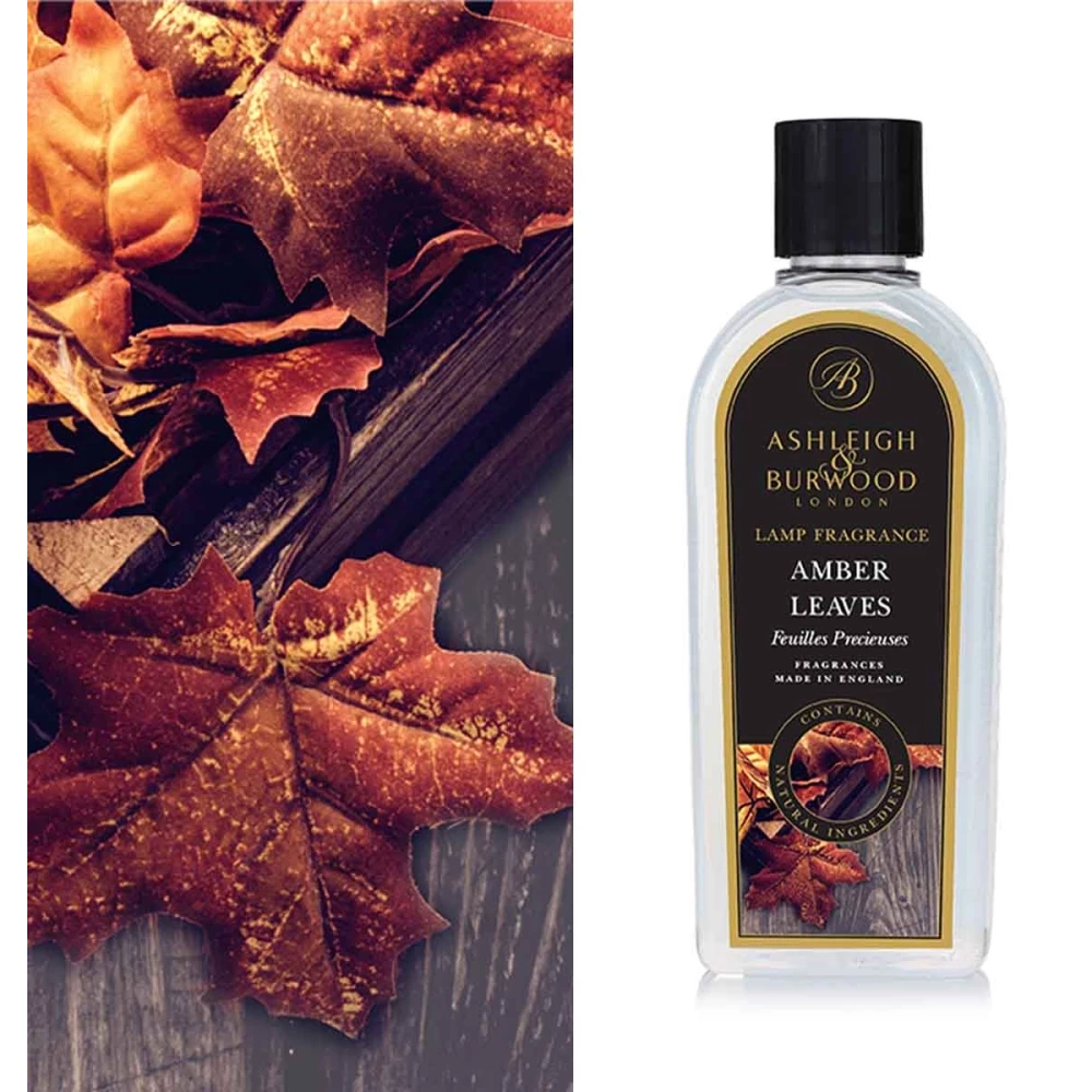Amber Leaves Duftlampenöl Flasche mit Ashleigh & Burwood Amber Leaves Lamp Fragrance vor Blätterkulisse