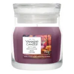 Yankee Candle Autumn Daydream Duftkerze im Glas vor weißem Hintergrund