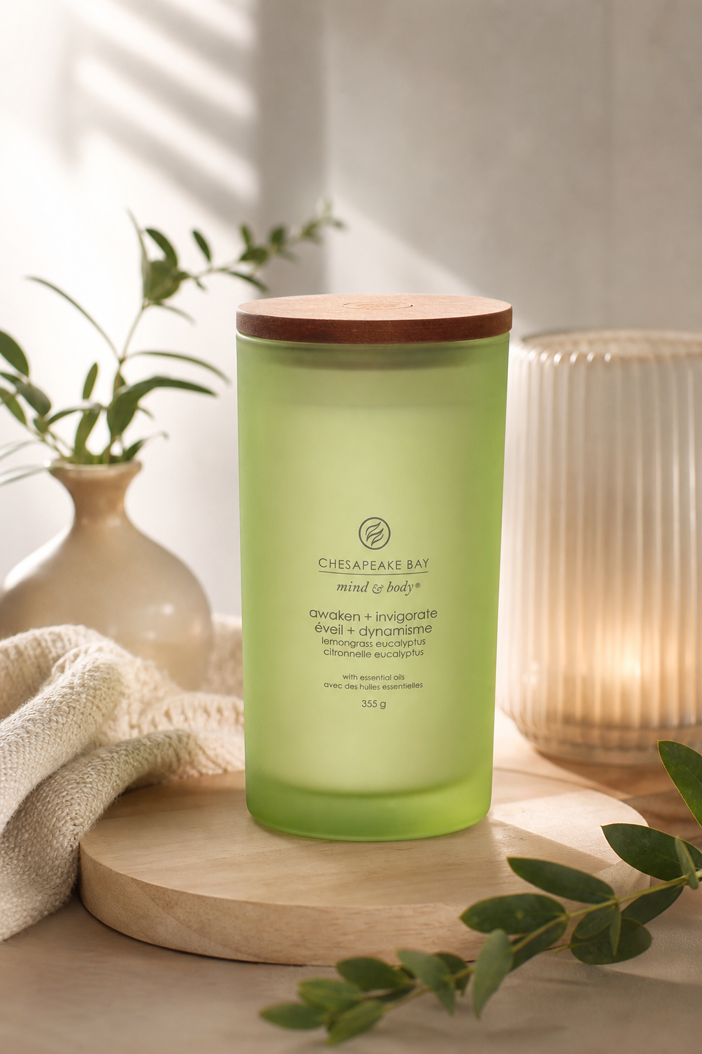 Awaken & Invigorate 355g in einer stimmungsvollen Anwendungsszene
