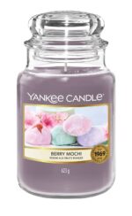 Yankee Candle Berry Mochi Kerze im Glas mit sichtbarem Docht