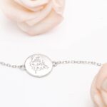 Schmuckarmband mit rundem Anhänger und Gravur Best Friends Forever