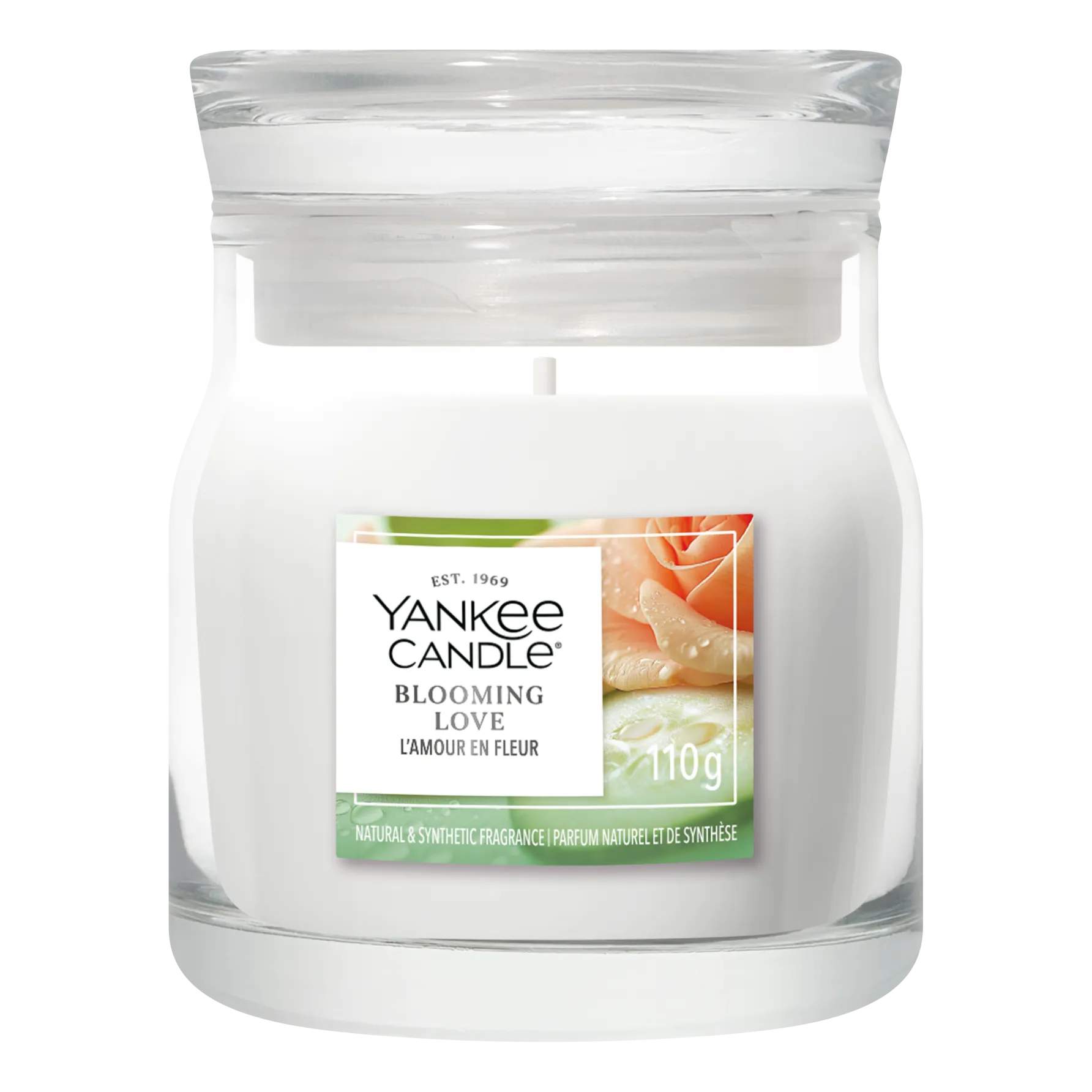Blooming Love Duftkerze im Glas Yankee Candle Blooming Love Duftkerze im Glas vor schwarzem Hintergrund
