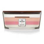 Frontalansicht der WoodWick Trilogy Kerze Blooming Orchard im Glas