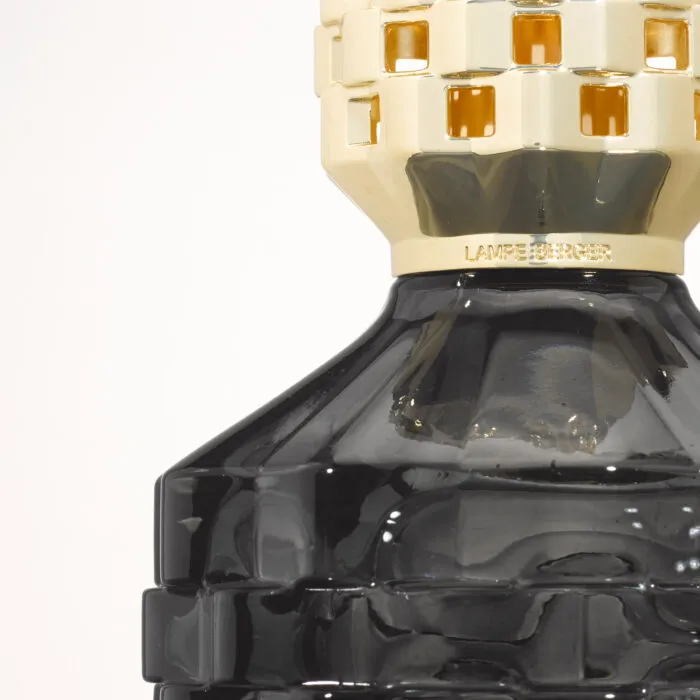 Dunkle Maison Berger Verpackung mit Aufdruck LAMPE