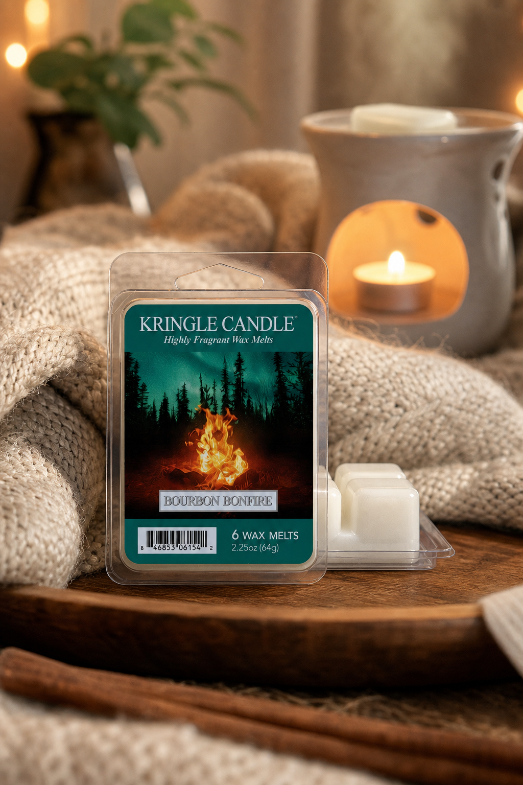 Bourbon Bonfire Wax Melts 64g in einer stimmungsvollen Anwendungsszene