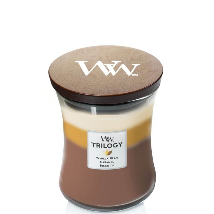 WoodWick Trilogy Kerze mit Holzdeckel und beschriftetem Frontetikett