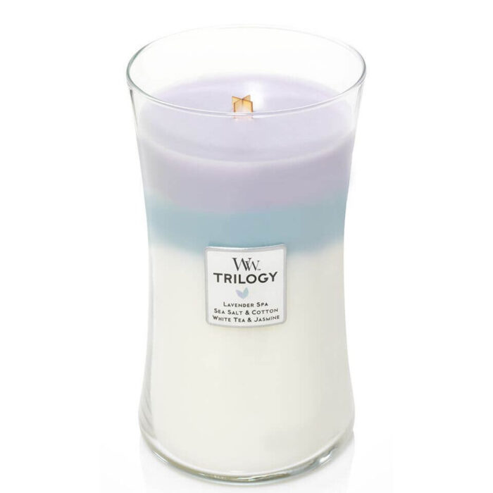Geöffnete WoodWick Trilogy Kerze mit sichtbarem Holzdocht