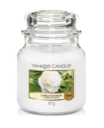 Camellia Blossom Kerze von Yankee Candle im Glas mit weißer Kamelienblüte