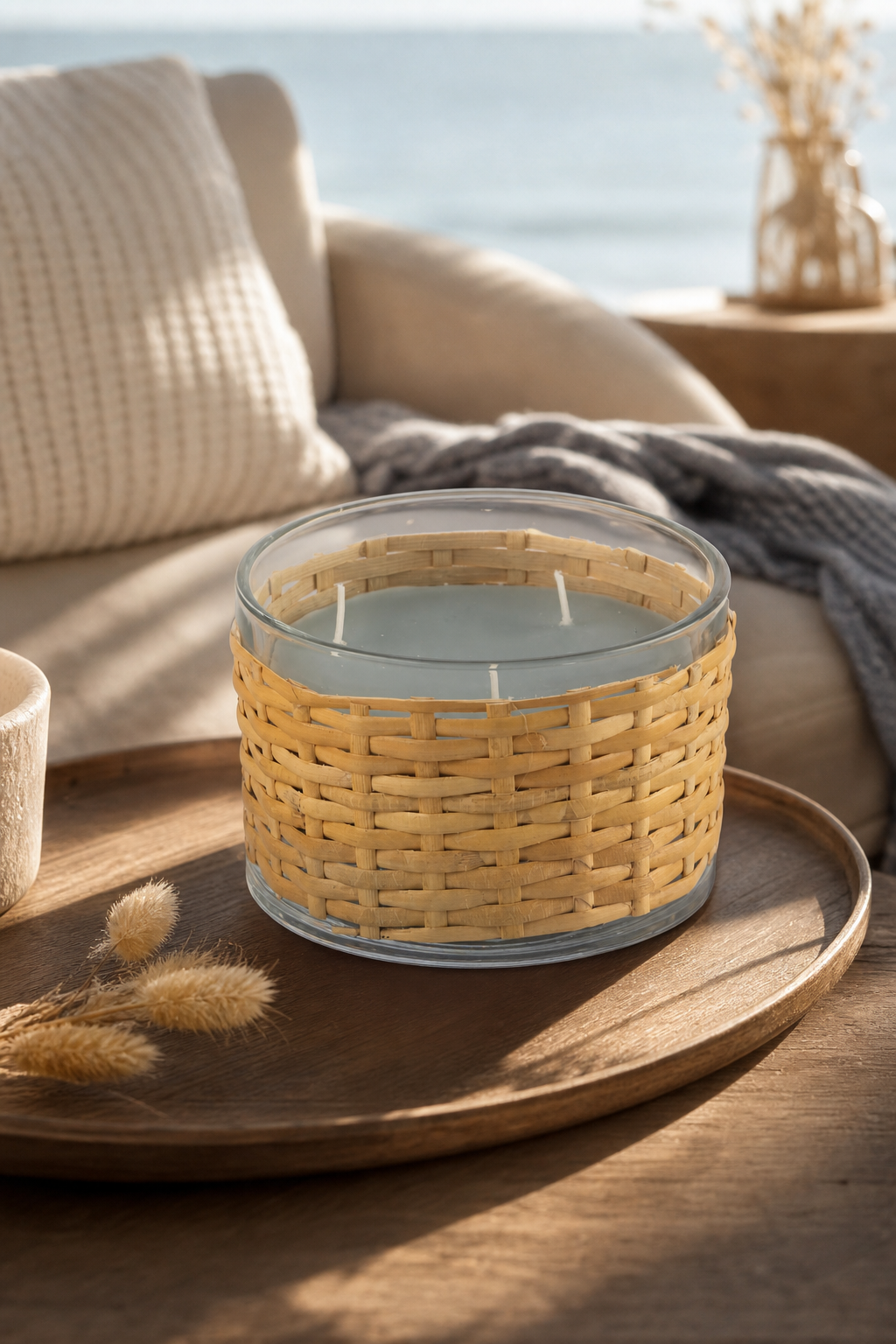 Candle Junco blau in einer stimmungsvollen Anwendungsszene