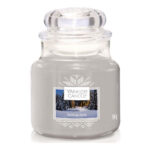 Yankee Candle Candlelit Cabin Kerze im Glas mit Deckel