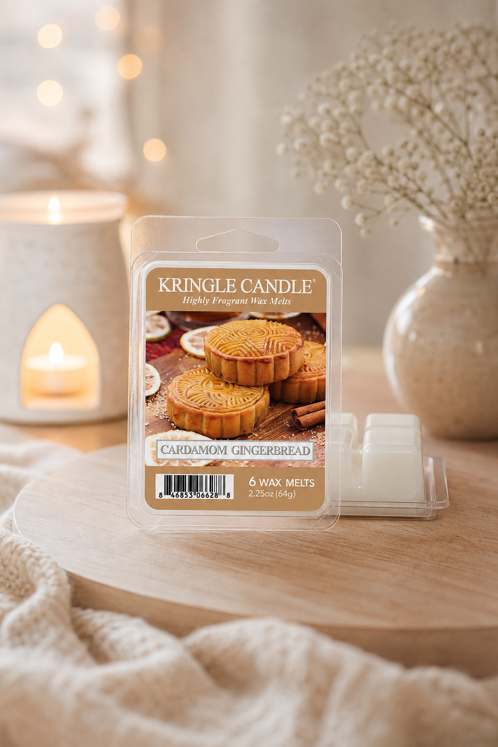 Cardamom Gingerbread Wax Melts 64 g in einer stimmungsvollen Anwendungsszene