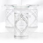 JuwelKerze Charming Luxury Edition im Glas mit weißer Schleife