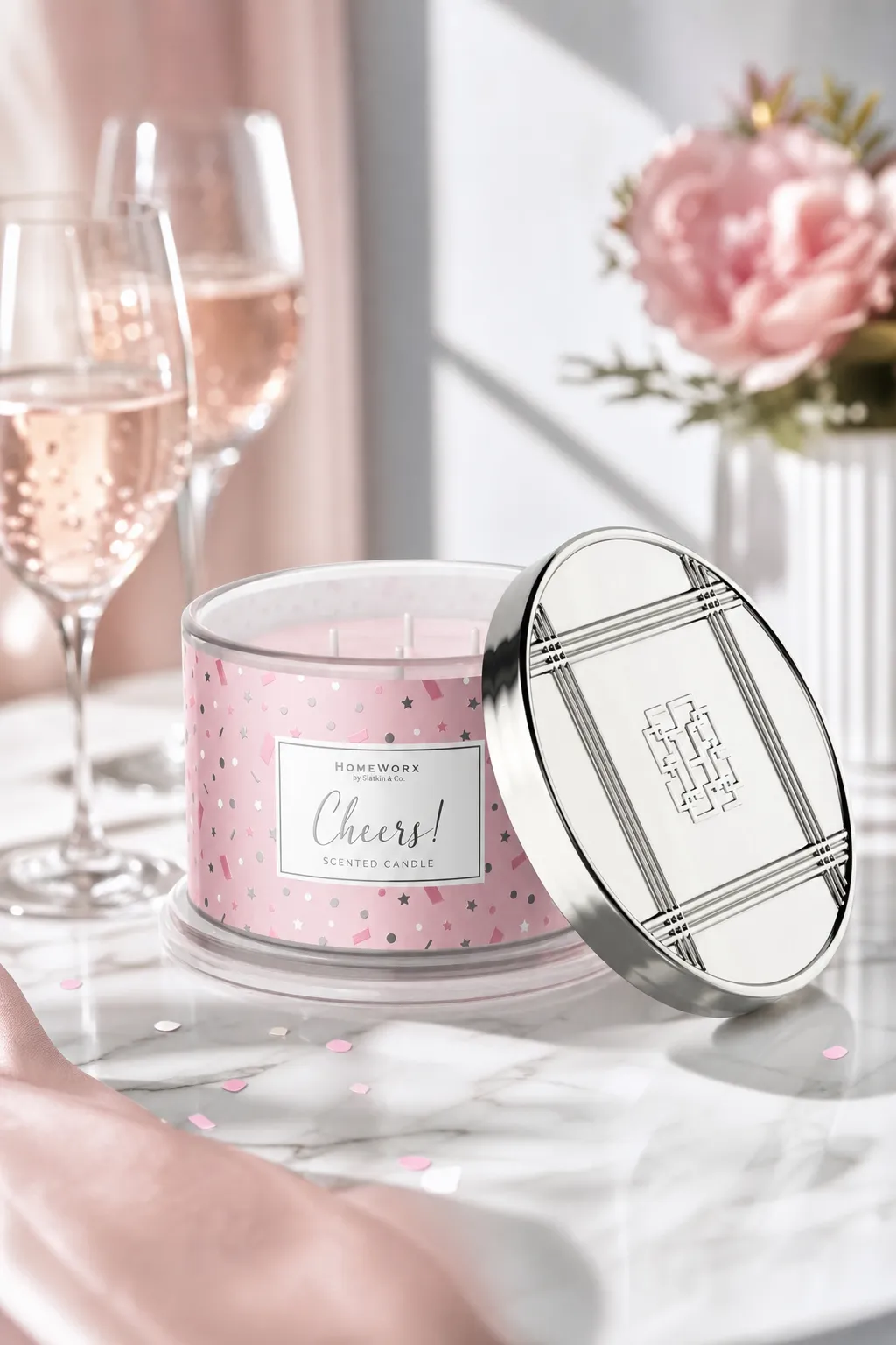 Cheers! 510g (4-Docht) – Stimmungsbild Cheers! 510g (4-Docht) in einer stimmungsvollen Anwendungsszene