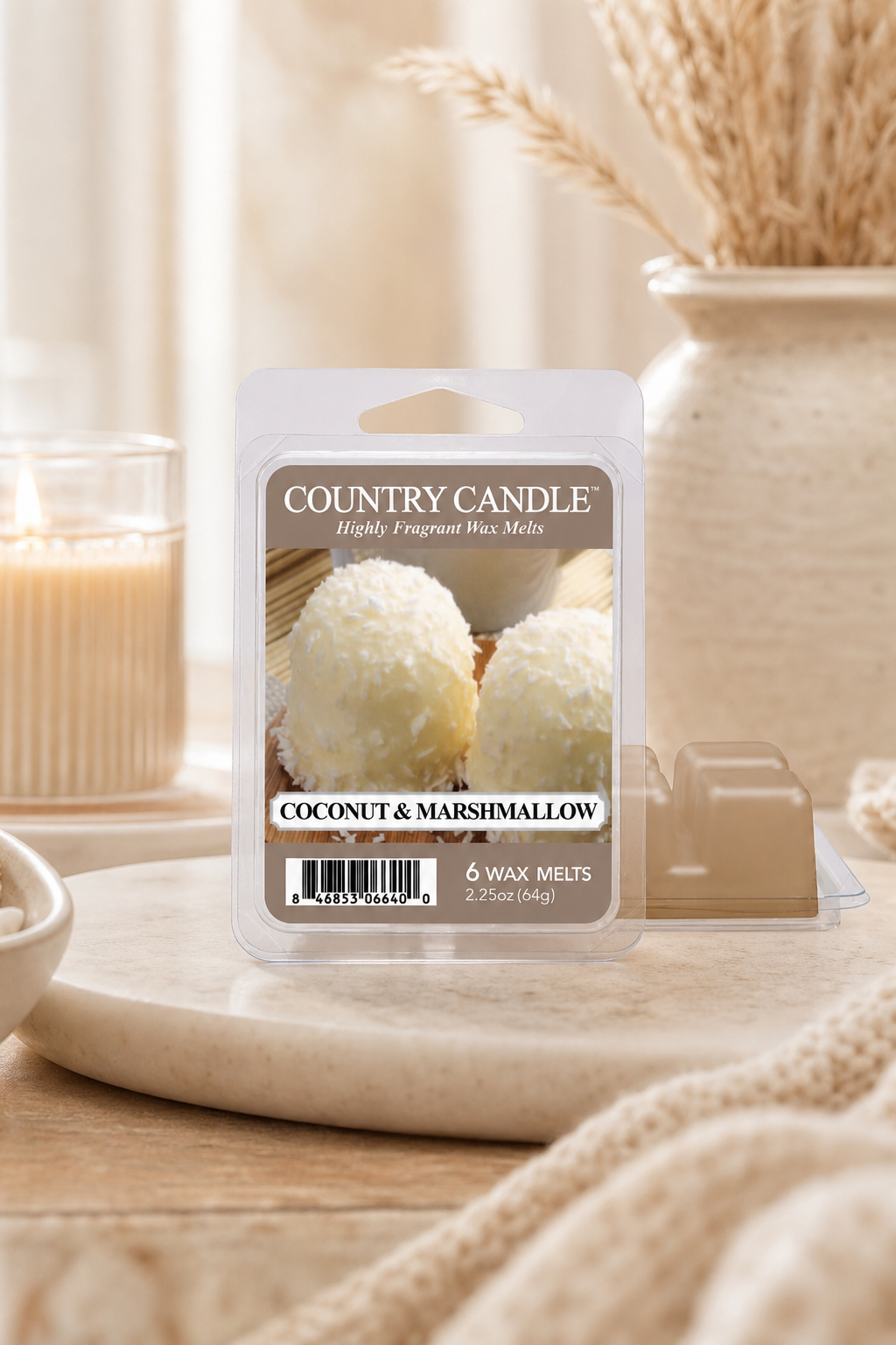 Coconut & Marshmallow Wax Melts 64g in einer stimmungsvollen Anwendungsszene
