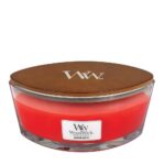 Geöffnete rote WoodWick Crimson Berries Kerze im Glas