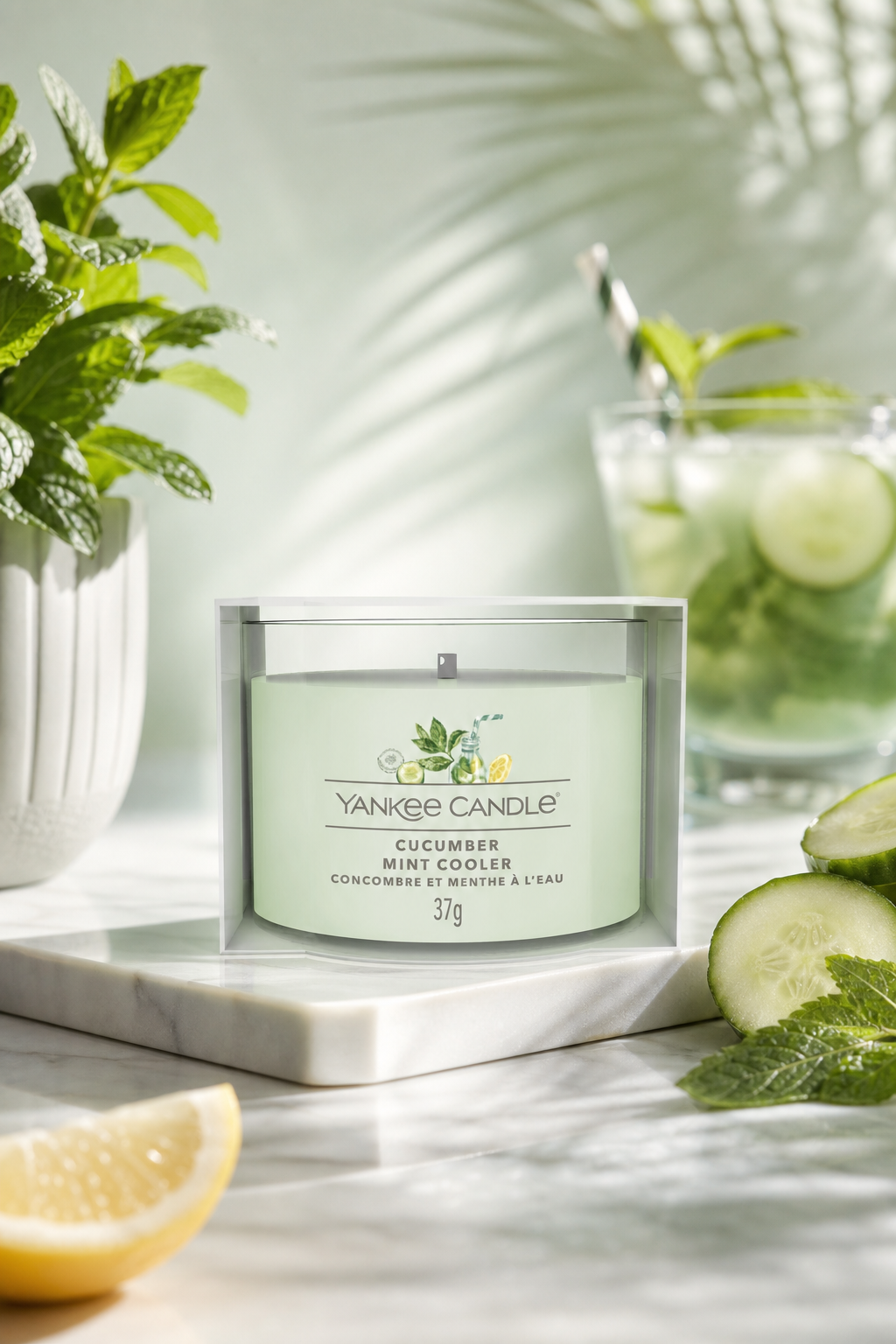 Cucumber Mint Cooler 37g in einer stimmungsvollen Anwendungsszene