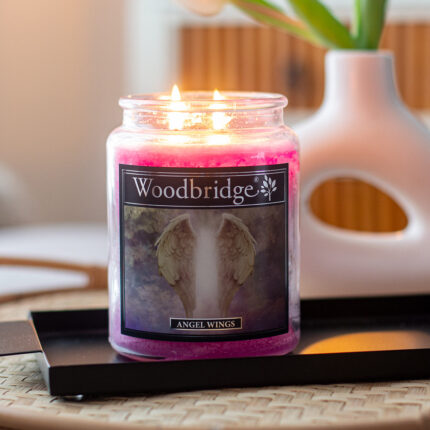 Duftkerze-Woodbridge-Angel-Wings-Q.jpg