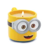 A2535-MINIONS-200G-Bob-MugCandle-SIDE-FREI-jpg.jpg