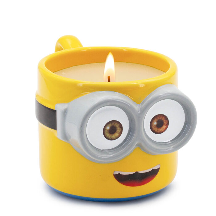 A2535-MINIONS-200G-Bob-MugCandle-SIDE-FREI-jpg.jpg