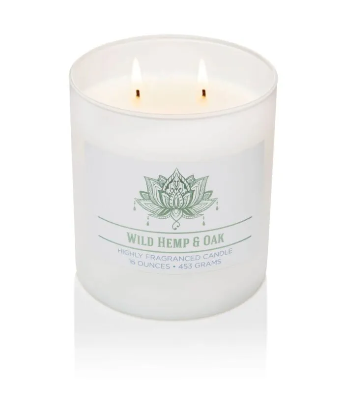 Duftkerze Wild Hemp & Oak - 453g – Produktansicht
